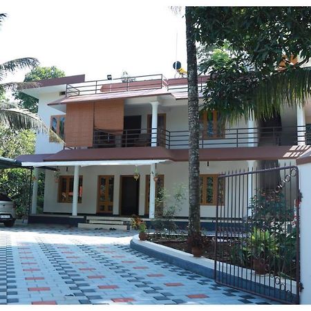 Anand homestay Kattappana Luaran gambar