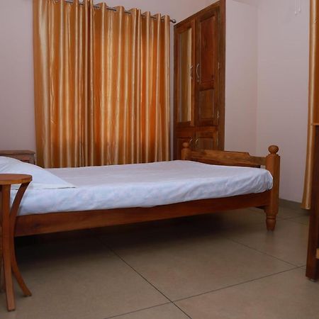 Anand homestay Kattappana Luaran gambar